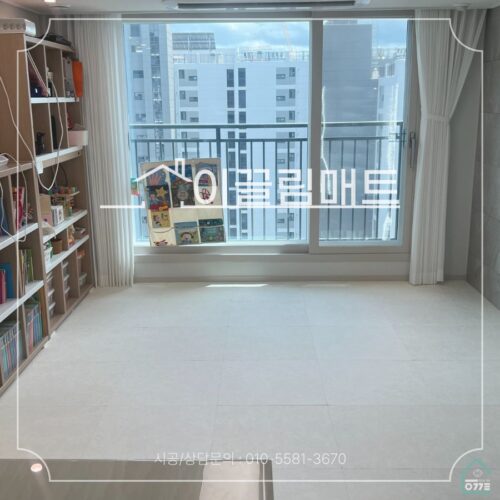 광주광역시 광산구 선암1로 43, 광주선운2레니체/25평 확장형/거실,복도,주방/ 화이트마블