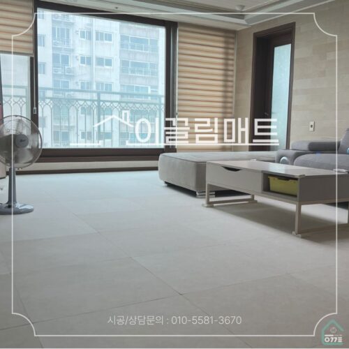 광주광역시 북구 천변우로 79번길 25, 한국아델리움 2차 / 38평 확장형/ 거실,복도/ 화이트마블