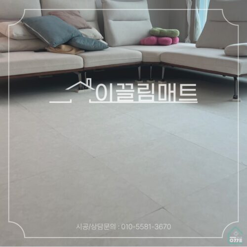전라남도 여수시 여문2로 128-38, 대성베르힐/ 33평 확장형/ 거실,복도,주방/ 화이트마블