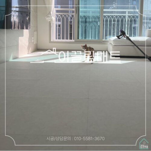 전라남도 광양시 광양읍 용강로 118, 덕진광양의봄선샤인아파트/ 33평 확장형/ 거실,복도,주방/ 화이트마블
